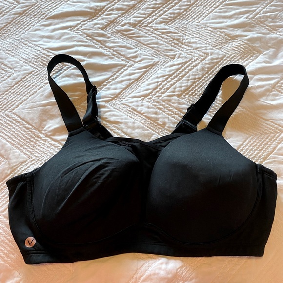 Lane Bryant Other - Livi active sports bra size 42C.
